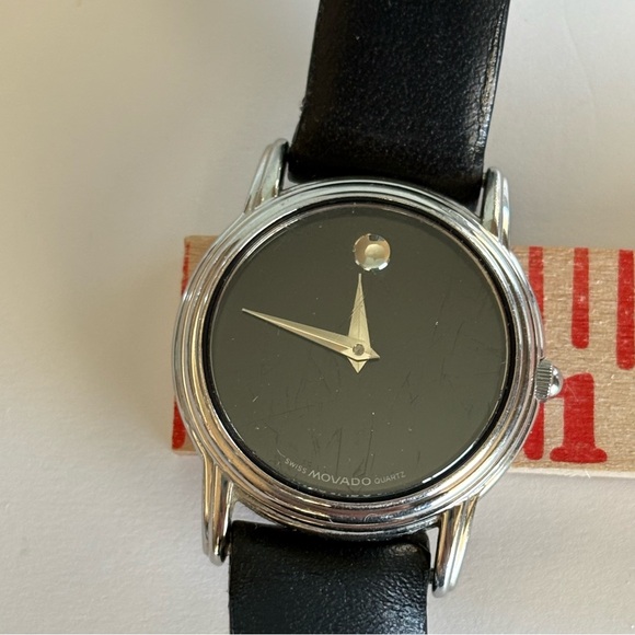 Authentic Movado Swiss Quartz Museum Classic Black Leather Silver Women’s Watch - Picture 11 of 11
